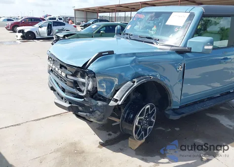 2023 Ford Bronco Outer Banks из США, поврежденный, VIN 1FMEE5DP9PLB81017